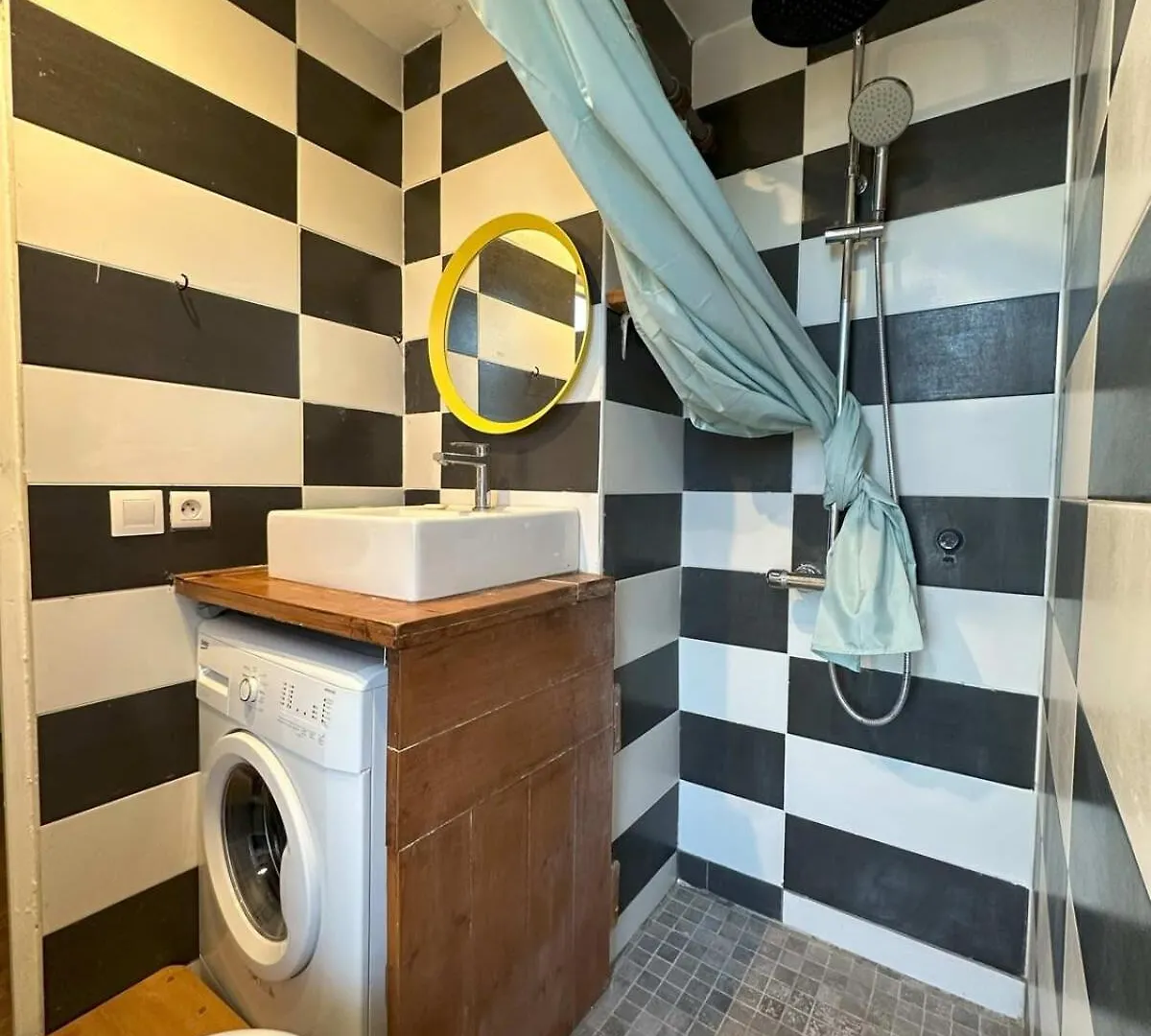 Appt 5Mins To Paris Gare De Lyon With Terrace Apartment Maisons-Alfort 0*,  France
